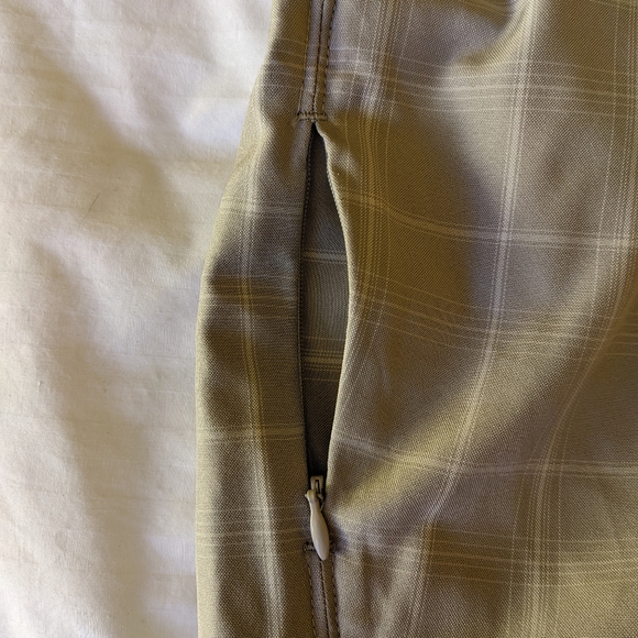 Men's beige haggar shorts - Picture 3 of 5